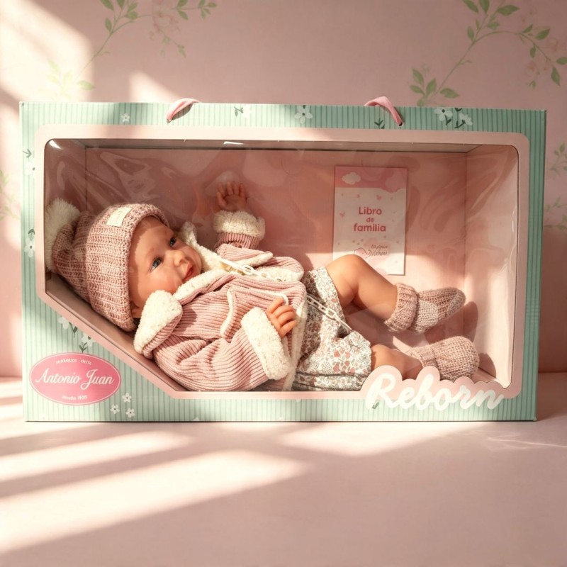 Lalka Daniela Mi Primer Reborn w futerku Antonio Juan 81399