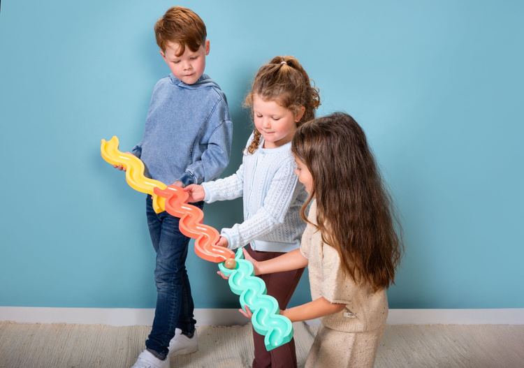 BS Toys, gra integracyjna Tor kulkowy Pass & Play